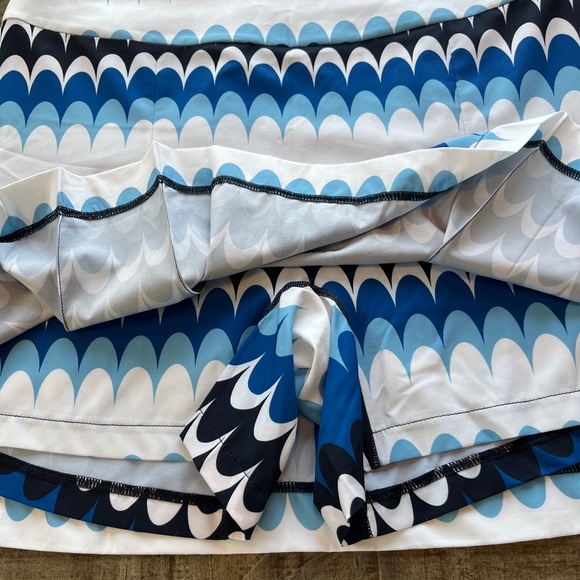 Golftini Skort size 10 - Picture 2 of 7